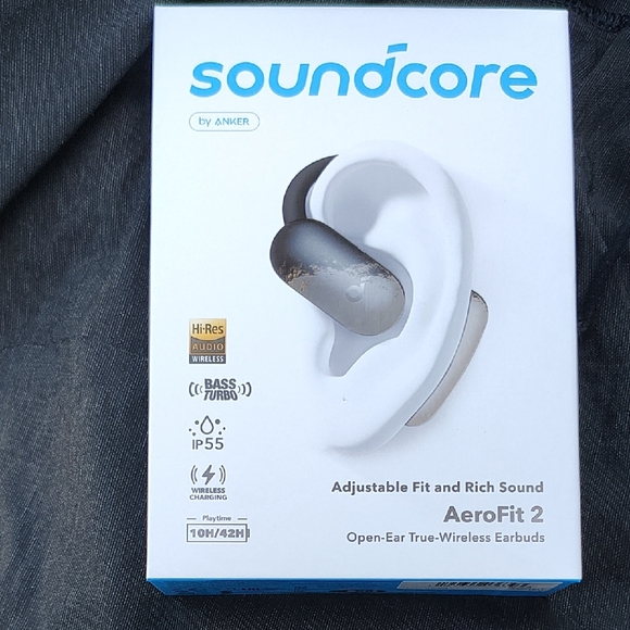 NEW- Anker Soundcore AeroFit 2 Earbuds -BLACK
